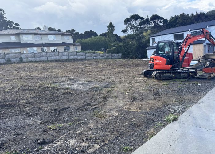  at 8B Albertine Place, Greenhithe, North Shore City, Auckland