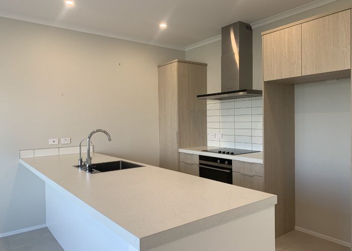  at 3/2 Rangitamiro Place, Hobsonville, Waitakere City, Auckland