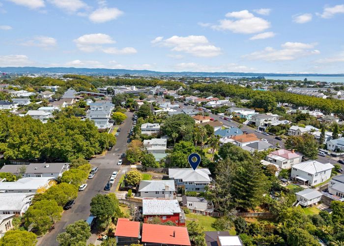  at 8 Allen Road, Grey Lynn, Auckland City, Auckland