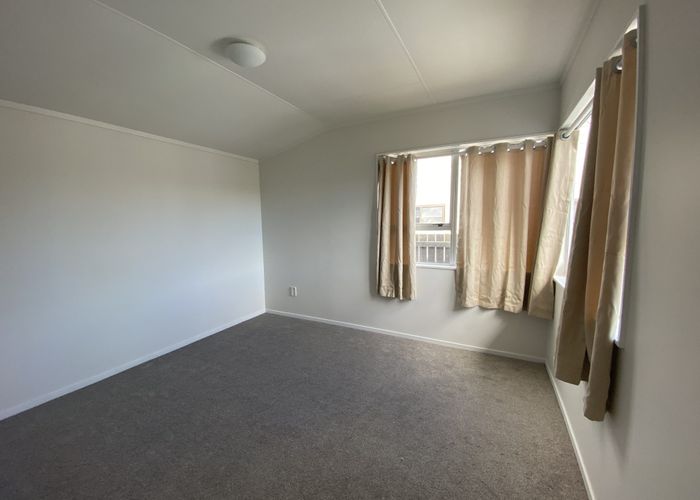  at 37 Seaward Place, Wattle Downs, Manukau City, Auckland