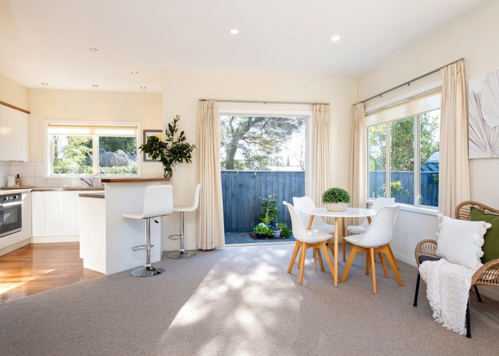  at 19A John Guthrie Place, Merrilands, New Plymouth