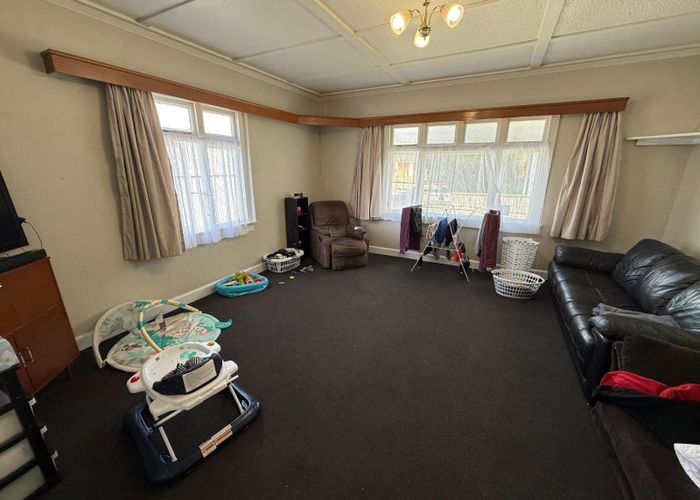  at 8 Gurr Place, Aramoho, Whanganui, Manawatu / Whanganui