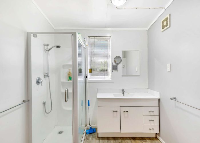  at 127 Linton Street, West End, Palmerston North, Manawatu / Whanganui