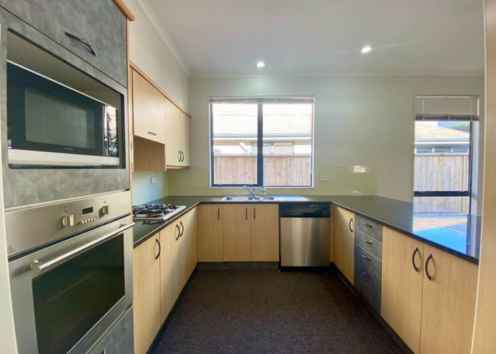 at 17 Canterbury Park Lane, Ellerslie, Auckland