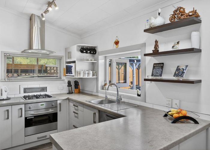  at 18A Alana Place, Mount Wellington, Auckland City, Auckland