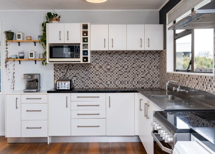  at 76 Atherfold Crescent, Greenmeadows, Napier