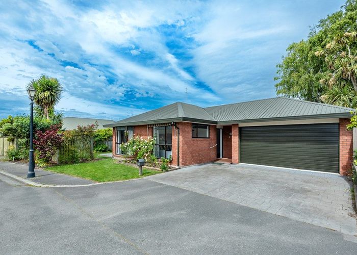  at 8 Saskia Lane, Somerfield, Christchurch