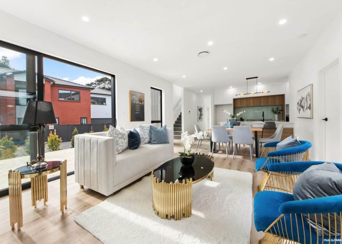  at 18 Hava Place, Green Bay, Waitakere City, Auckland