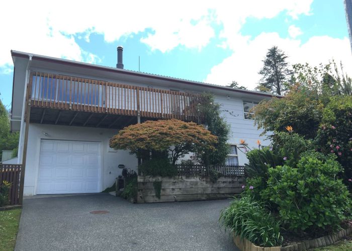  at 14 Newstead Avenue, Browns Bay, North Shore City, Auckland