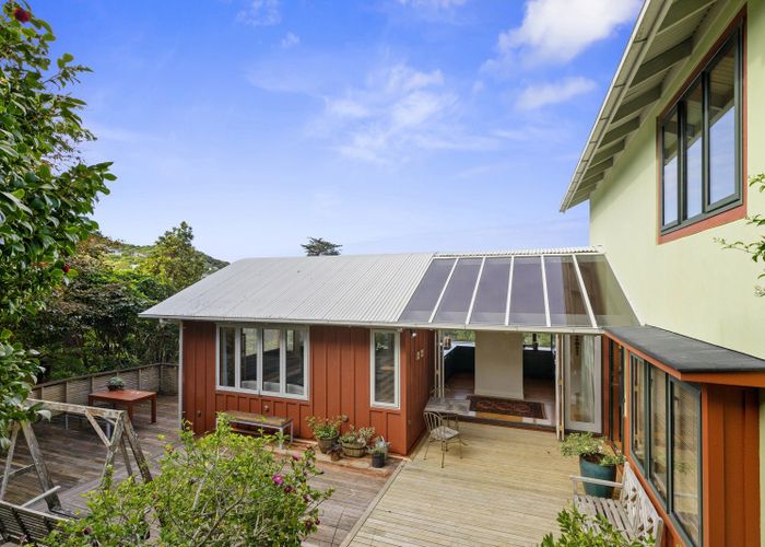  at 12 Maungaraki Road, Korokoro, Lower Hutt, Wellington