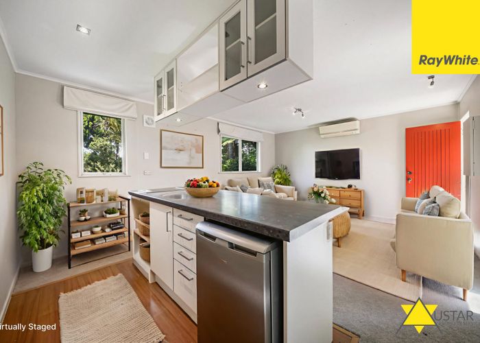  at 10a Rangiwai Road, Titirangi, Waitakere City, Auckland