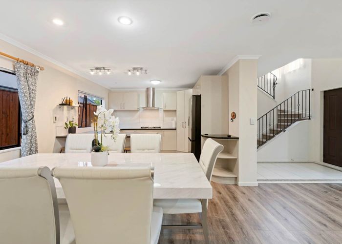  at 16 Janway Avenue, Flat Bush, Manukau City, Auckland