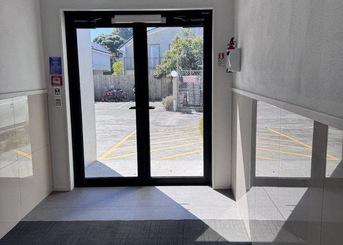  at 5/8 Panama Road, Mount Wellington, Auckland City, Auckland