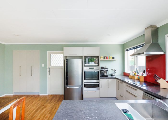  at 14 Parkland Crescent, Terrace End, Palmerston North