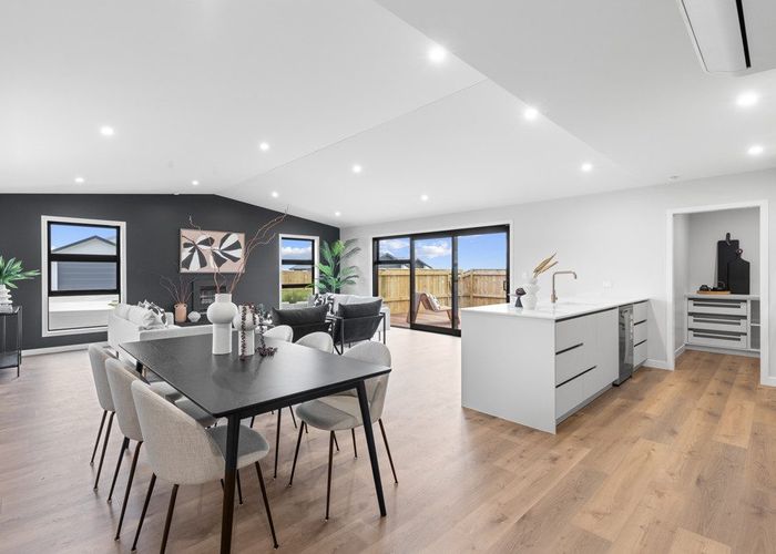  at 1 Corfu Crescent, Fitzherbert, Palmerston North, Manawatu / Whanganui