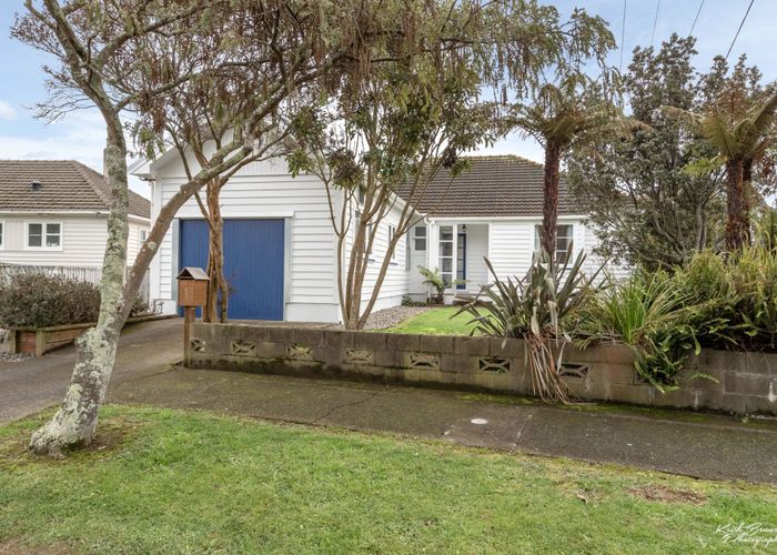  at 5 Hodgins Grove, Naenae, Lower Hutt