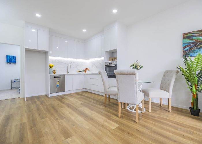  at 57B Rathgar Road, Henderson, Waitakere City, Auckland