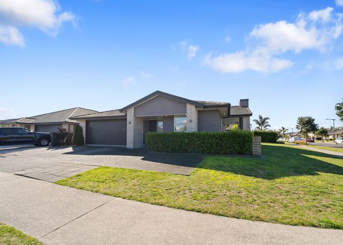  at 32 Rainey Crescent, Papamoa Beach, Papamoa