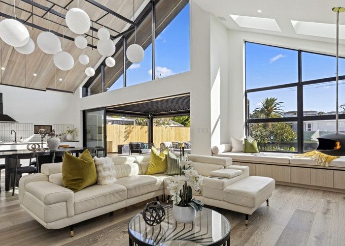  at 8 Andara Close, Pinehill, North Shore City, Auckland