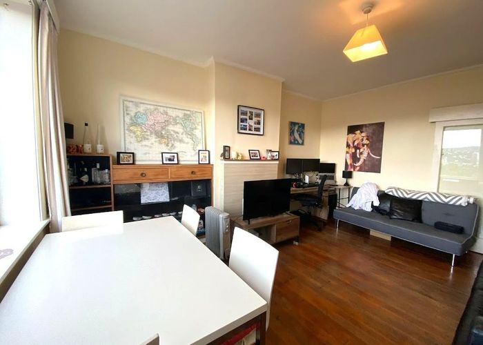  at 2/107 Majoribanks St, Mount Victoria, Wellington, Wellington