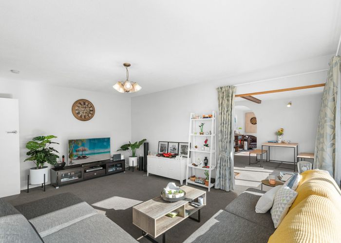  at 33 Wilton Crescent, Bishopdale, Christchurch City, Canterbury