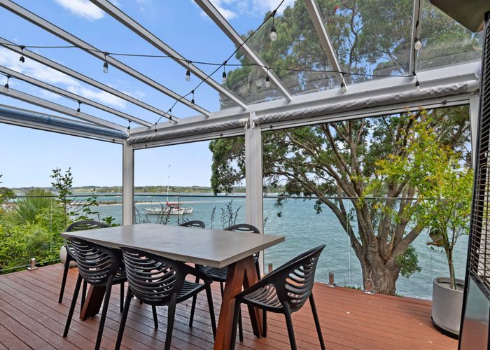  at 59 Pohutukawa Avenue, Shelly Park, Manukau City, Auckland