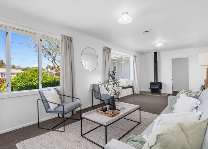  at 52 Queen Road, Bellevue, Tauranga