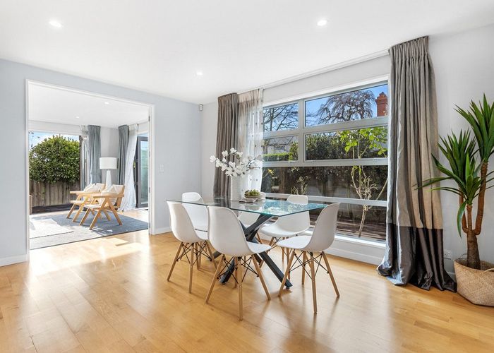  at 11 Springfield Road, St. Albans, Christchurch City, Canterbury