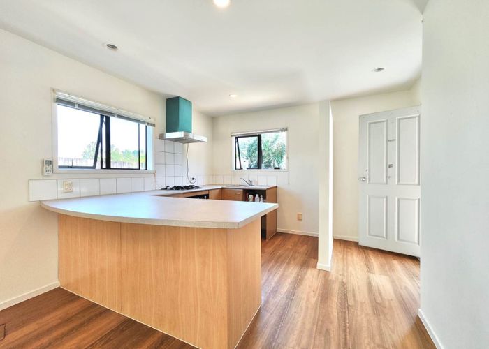  at 16/36 West Coast Road, Glen Eden, Waitakere City, Auckland
