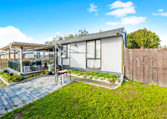 at 8/30 Gifford Road, Papatoetoe, Auckland