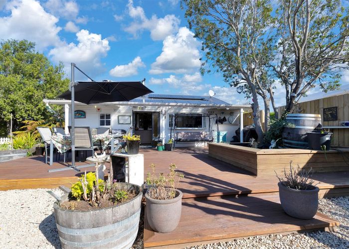  at 14 Parsonage Road, Woodend, Woodend