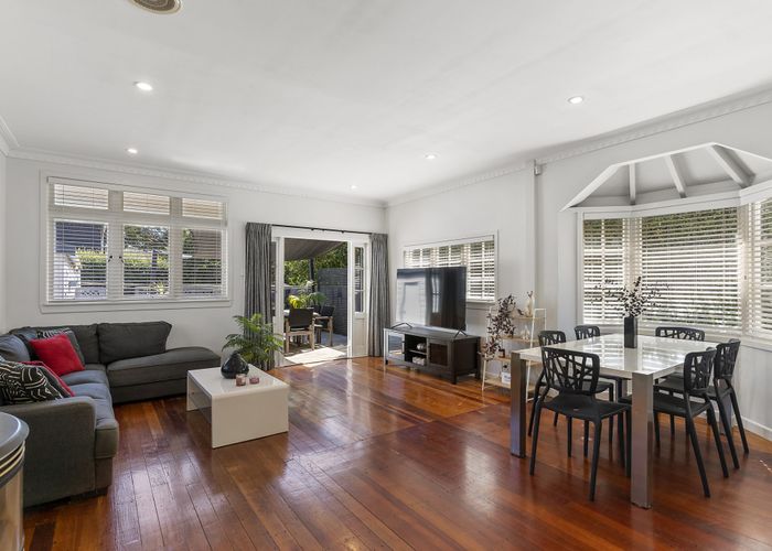  at 16 Linwood Avenue, Mount Albert, Auckland