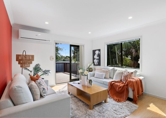  at 2/0 Blockhouse Bay Road, Avondale, Auckland