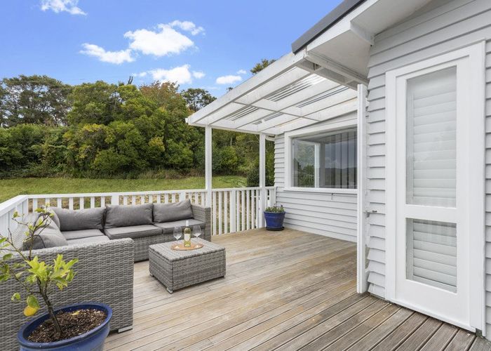  at 7 Norman Road, Titirangi, Auckland