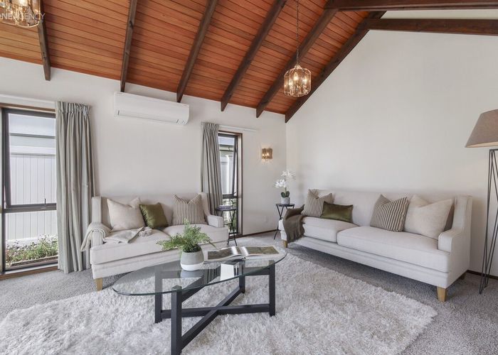  at 2/104 Trafalgar Street, St. Albans, Christchurch City, Canterbury