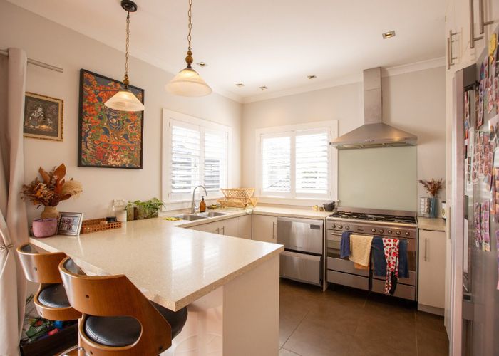  at 12 Kawau Road, Greenlane, Auckland City, Auckland