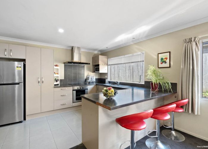  at 11 Manning Rise, Flat Bush, Manukau City, Auckland