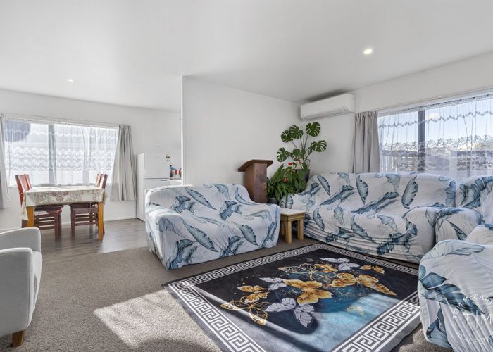  at 2/59 Swaffield Road, Papatoetoe, Manukau City, Auckland