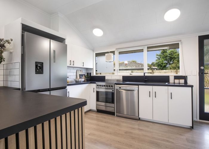  at 18 Rimu Road, Raumati Beach, Paraparaumu