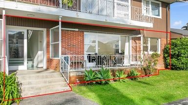  at 2/9 Macmurray Road, Remuera, Auckland
