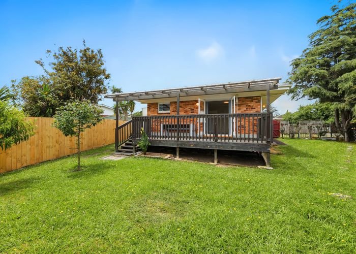  at 1/646 Pakuranga Road, Howick, Manukau City, Auckland