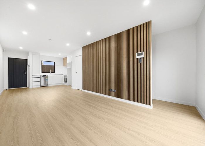 at 2 / 6-8 Wilmhurst Ave, Papatoetoe, Manukau City, Auckland