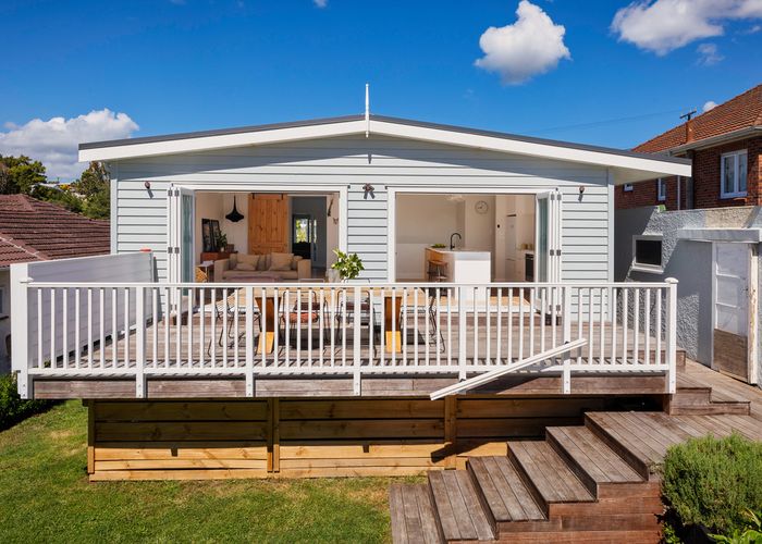  at 62 Methuen Road, New Windsor, Auckland