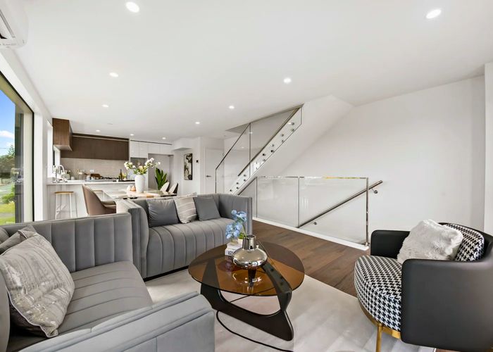  at 1 & 2/112 Swanson Road, Henderson, Waitakere City, Auckland