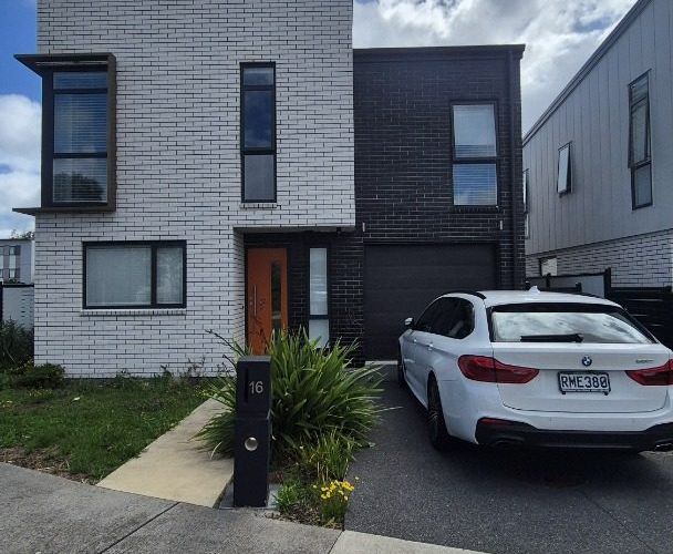  at 16 Cessna Crescent, Mangere, Manukau City, Auckland