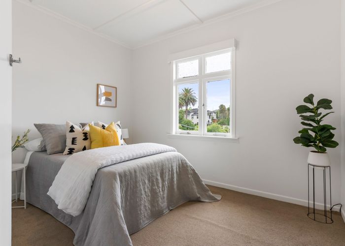  at 32 Bannerman Road, Morningside, Auckland City, Auckland