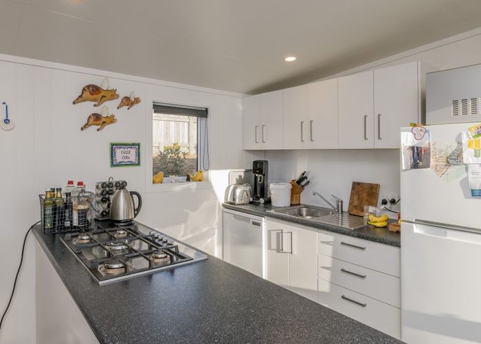  at 105 Mountain View Terrace, END, OTAKI BEACH