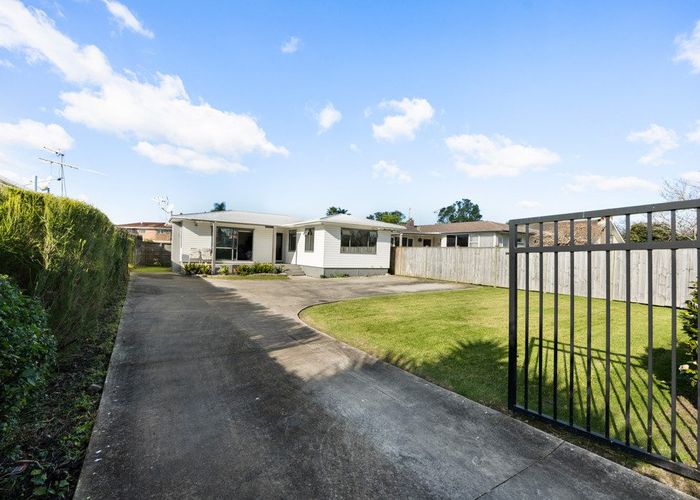  at 422 Great South Road, Papakura, Papakura, Auckland