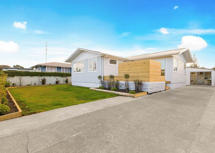  at 9 Cooper Crescent, Otara, Manukau City, Auckland