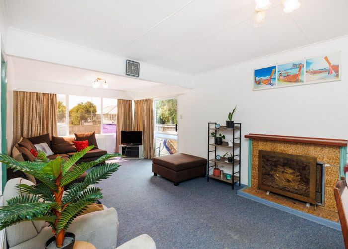  at 48 Tweed Street, Roslyn, Palmerston North